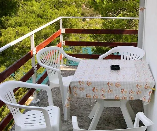 Apartments By The Sea Mudri Dolac, Hvar - 595 Vrbanj